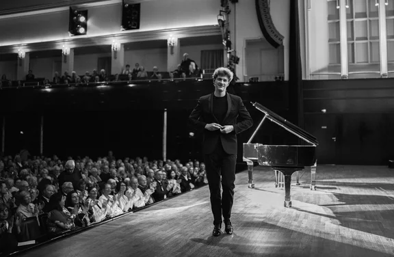 Jan Lisiecki Bremen Concert 2026 by Sören L. Schirmer-16.jpg